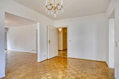 Bereich neben Wohnzimmerr - 