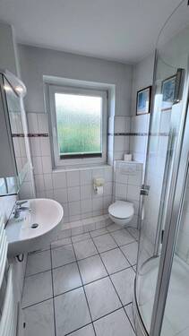 Gäste-Bad mit Dusche - 