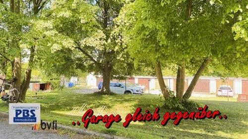 Blick zum Grundstück und Garage - 3 Zimmer Etagenwohnung zum Kaufen in Windischleuba