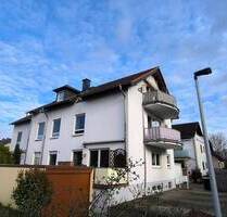 In ruhiger Lage - 325.000,00&nbsp;EUR Kaufpreis, ca.&nbsp; 83,00&nbsp;m&sup2;&nbsp;Wohnfl&auml;che in Bischofsheim (PLZ: 65474)