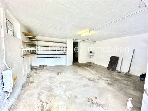 20 Garage - 