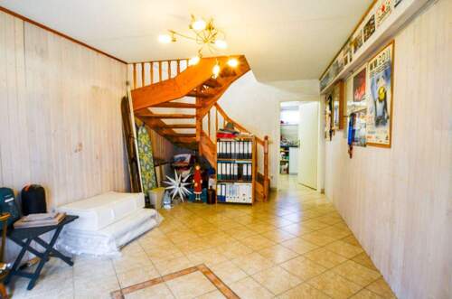 Hobbyraum mit Zugang Terrasse - 