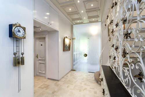 Garderobe und Gäste-WC - 