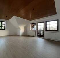 Renovierte Obergeschosswohnung mit Loggia, Garten und Stellplatz im Fachwerkensemble - Nienburg Holtorf