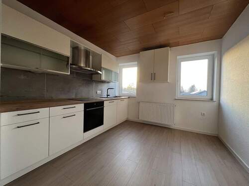 Küche - 5 Zimmer Etagenwohnung zur Miete in Nienburg