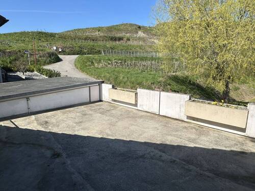 Dachterrasse mit Blick in den Weinbergen - 