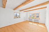Wohnzimmer - Etagenwohnung mit 95,00 m&sup2; in Bad Wiessee zum Kaufen