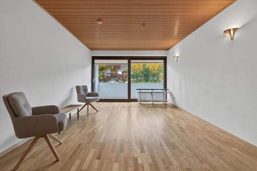 Wohnzimmer - 3 Zimmer Etagenwohnung in Karlsruhe