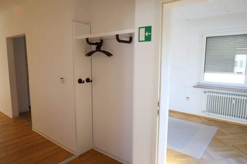 Garderobe - 