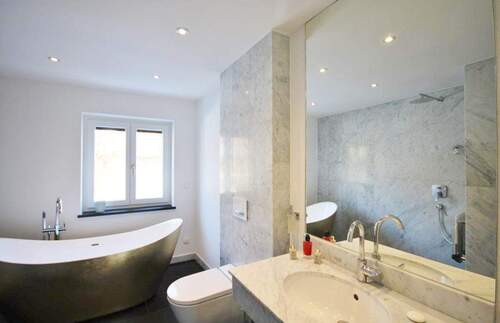 stilvolles Badezimmer - 