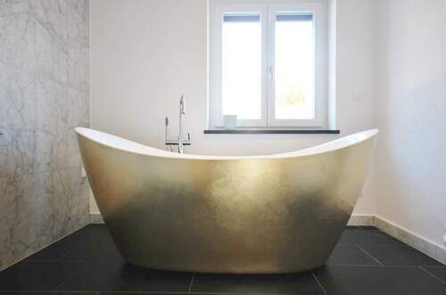 freistehende Badewanne - 