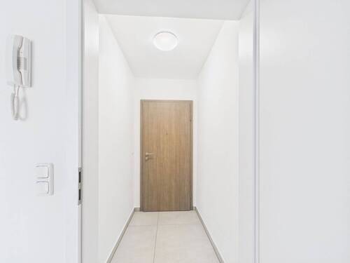 Eingang 4 Zimmer Whg. - 
