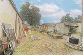 Hofbereich mit Garage - 
