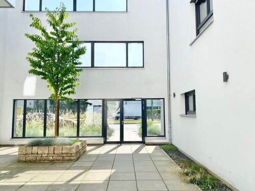 Eingangsbereich Ansicht 1 - 3 Zimmer Etagenwohnung zum Kaufen in Nürnberg