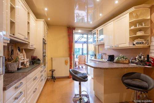 Küche mit Zugang zum Wintergarten - 