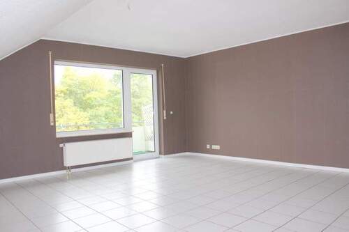 Wohnzimmer - 2 Zimmer Etagenwohnung in Bad Marienberg