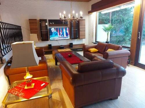 Der Wohnbereich - Leingarten - Voll möbliertes Haus mit 8 Zimmern