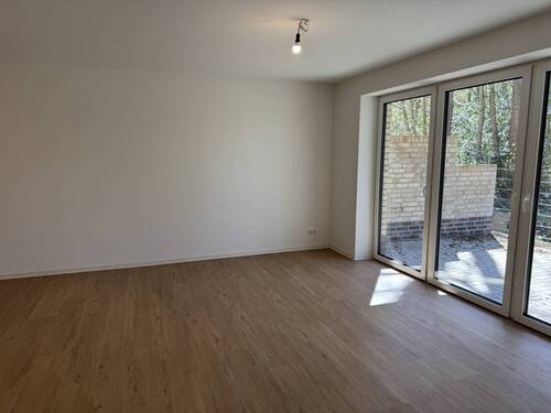 offenes Wohn- und Esszimmer - 3 Zimmer Etagenwohnung in Albersdorf