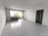 Wohnzimmer - Wohnen mit Aussicht! - 225.000,00 EUR Kaufpreis, ca.  78,00 m² Wohnfläche
