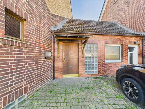 Hauseingang - 6 Zimmer Einfamilienhaus zum Kaufen in Erftstadt
