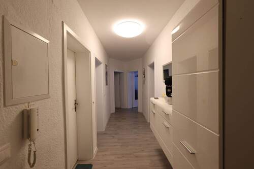 1.OG links Flur - Top gepflegte Eigentumswohnung in Gelsenkirchen Heßler!