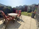 Sonnenterrasse auf der Gartenseite - 