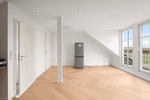 Dachgeschoss mit Balkon - 