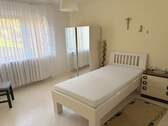 Schlafzimmer EG - 