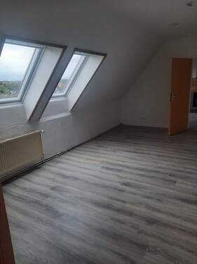 IMG-20251009-WA0023.jpg - 3 Zimmer Etagenwohnung in Schkölen