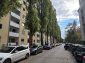 Wohnanlage außen - 2 Zimmer Etagenwohnung in München