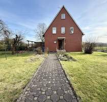 Diese Doppelhaushälfte wartet auf Ihre liebevolle Modernisierung! - Osnabrück Sutthausen