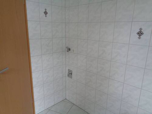 15 Bad - 3 Zimmer Etagenwohnung in Plauen