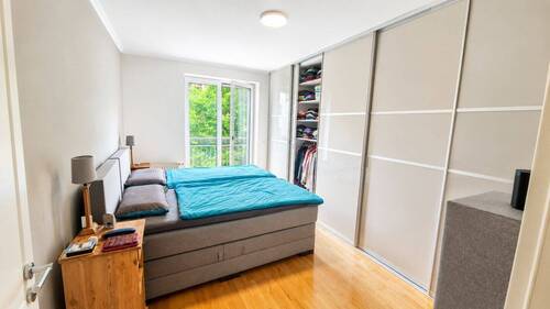 Schlafzimmer (Zimmer 3) 1 - 