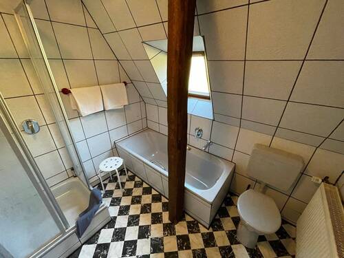 Bad Zimmer - 