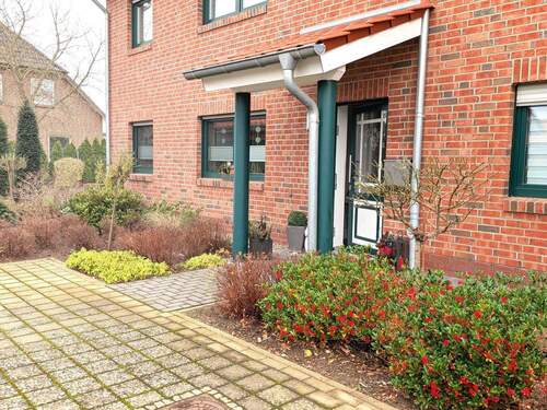 Eingang Portal - Komfort und Lebensgefühl: Barrierefreies Wohnen 50+