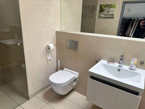 Badezimmer-im-Erdgeschoss - 