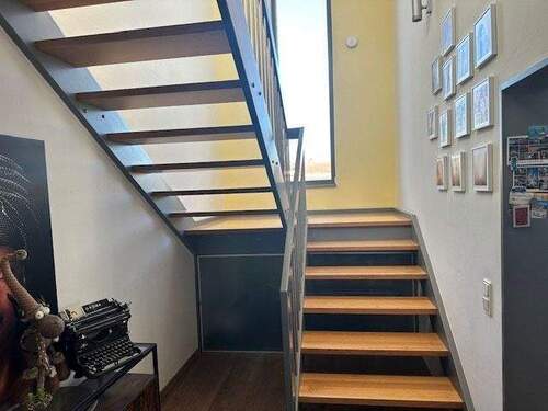 Treppe-mit-Podest - 