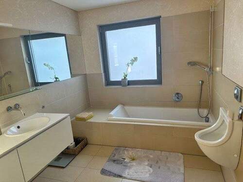 Badezimmer Dachgeschoss - 