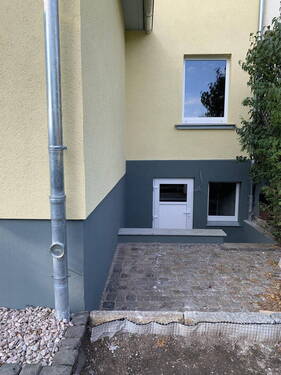 Kellerausgang in den Garten - Reihenmittelhaus mit 170,00 m&sup2; in Gotha zur Miete