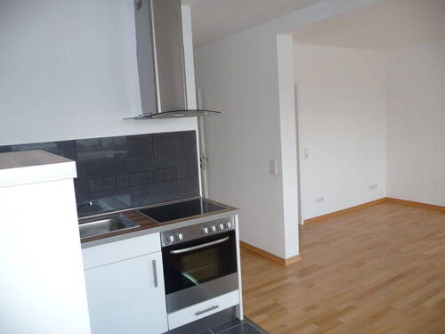 angrenzend Wohnbereich - 2 Zimmer Etagenwohnung zur Miete in Horn-Bad Meinberg