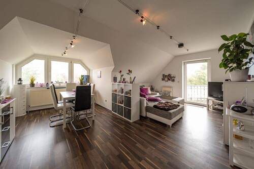 Wohnzimmer (2) - Etagenwohnung mit 58,00 m² in Westerstede zum Kaufen
