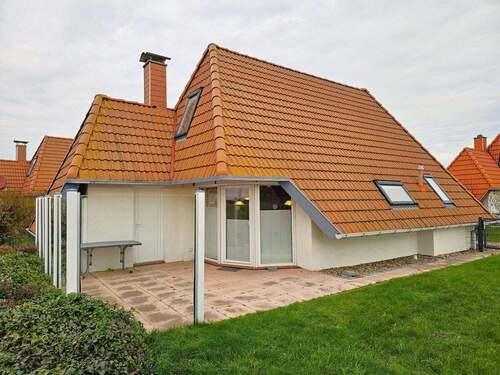 Seitenansicht - 3 Zimmer Mehrfamilienhaus, Wohnhaus in Dorum