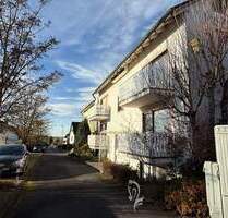 Bezugsfreies- 1-Zimmer-Apartment mit Balkon, Stellplatz & Keller - Hettstadt bei Würzburg