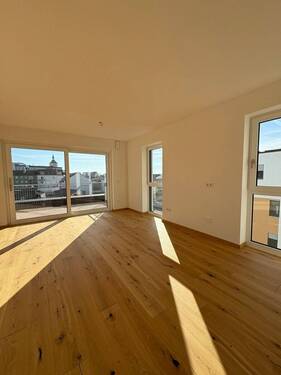 IMG_0528 - Schöne 3-Zimmer Penthouse Wohnung mit Gäste-WC in zentraler Stadtlage in Deggendorf! - Erstbezug