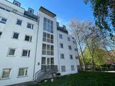 Hausansicht Rückseite - Etagenwohnung mit 78,70 m&sup2; in Chemnitz zum Kaufen