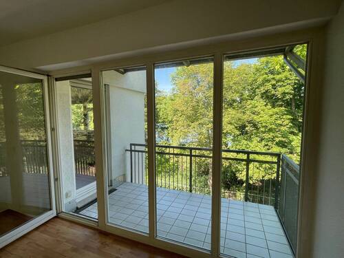 Balkon direkt am großen Wohnbereich - 