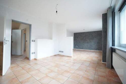 Wohn- und Esszimmer - 