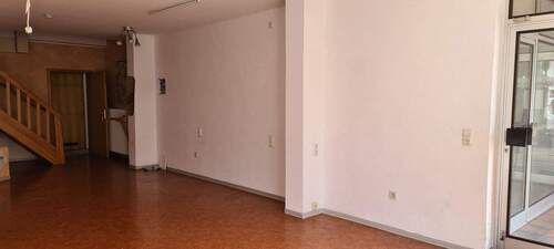 3 - Gewerbeobjekt (Büro, Produktion, Verkauf) in Calden