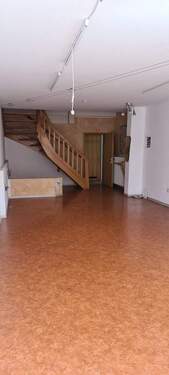 4 - Gewerbeobjekt (Büro, Produktion, Verkauf) in Calden zur Miete