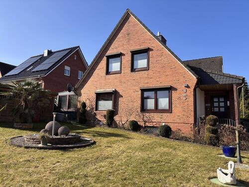 Gartenansicht - Gepflegte Doppelhaushälfte - 339.000,00&nbsp;EUR Kaufpreis, ca.&nbsp; 156,00&nbsp;m&sup2;&nbsp;Wohnfl&auml;che